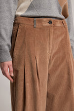 Load image into Gallery viewer, saturn sand pant with double pleat
