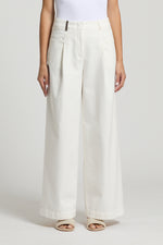 Load image into Gallery viewer, solar white woman pants
