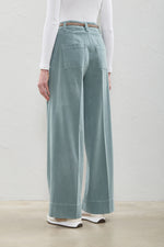 Carregar imagem no visualizador da galeria, green zinc soft cotton pants
