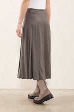 Carregar imagem no visualizador da galeria, bronze of riace long skirt
