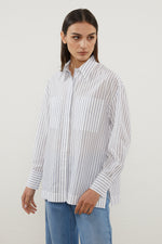 Load image into Gallery viewer, white &amp; ink blue cotton shirt
