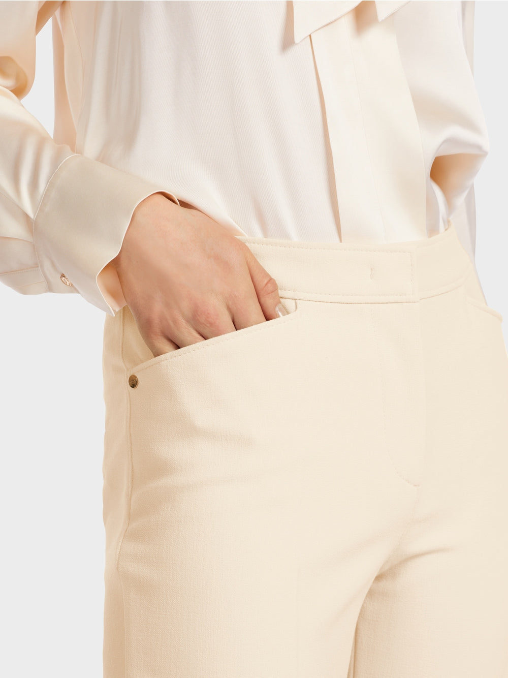 soft cream regular pants