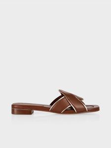 eye-catching leather mules