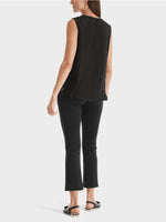 Load image into Gallery viewer, black sleeveless top
