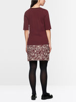 Carregar imagem no visualizador da galeria, red wine T-Shirt
