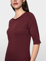 Carregar imagem no visualizador da galeria, red wine T-Shirt
