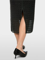 Carregar imagem no visualizador da galeria, black skirt with sequins
