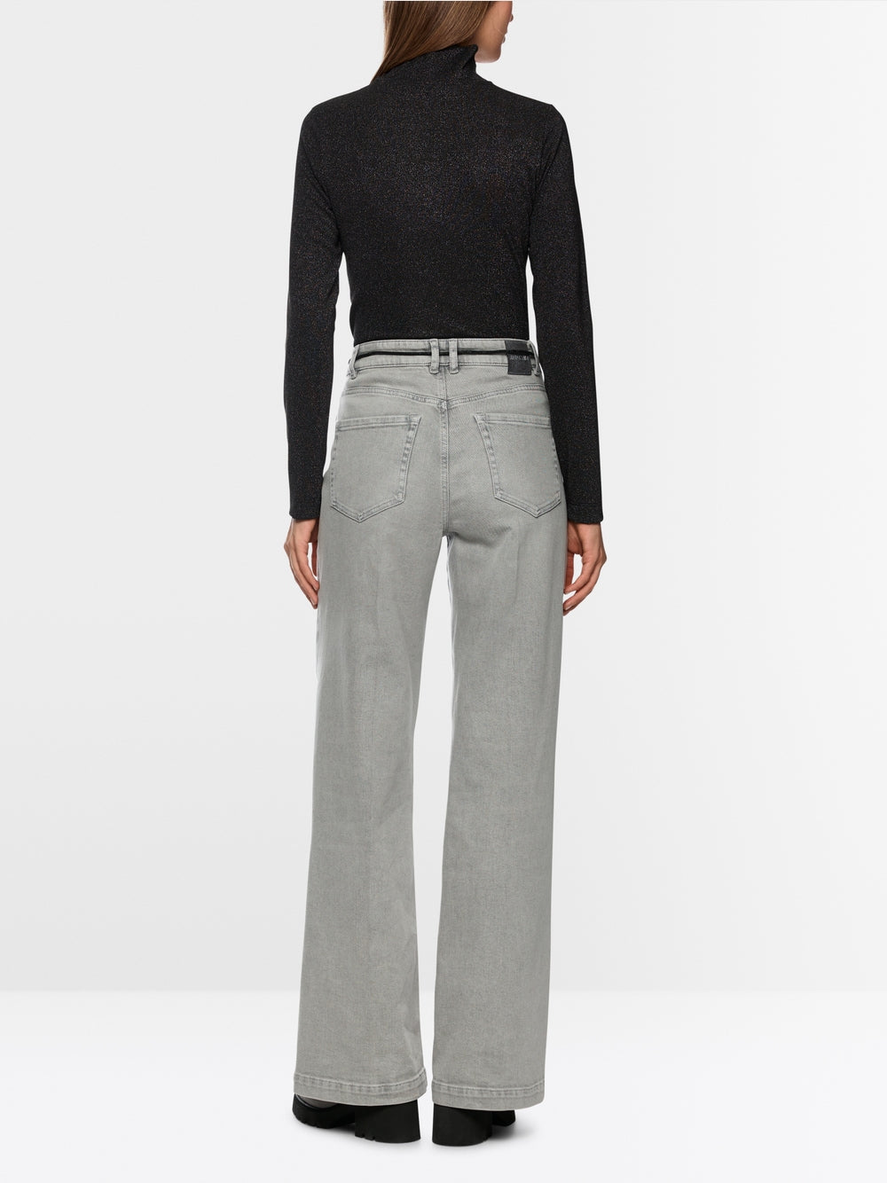 grey jeans in wide fit