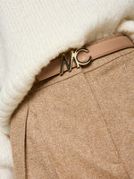 Carregar imagem no visualizador da galeria, barrow cowhide leather hip belt
