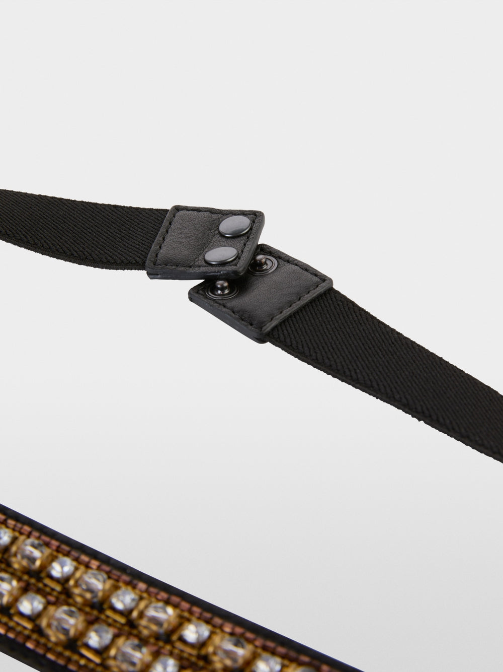 leather belt with pearl details