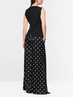 Carregar imagem no visualizador da galeria, black elegant waistcoat
