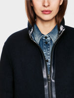 Carregar imagem no visualizador da galeria, navy cool reversible jacket
