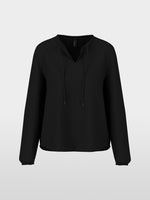 Carregar imagem no visualizador da galeria, black flowing slip-on blouse
