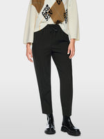 Carregar imagem no visualizador da galeria, black RANCHI trousers
